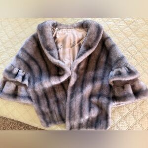 Luxurious 1960’s Faux Mink Fur Cape size L